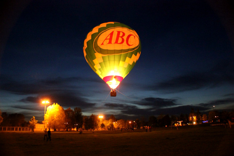 Воздушный шар в Бресте, полёты начнутся сегодня вечером