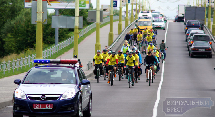 Международный 700-километровый велопробег "Европа без границ!" стартовал в Бресте