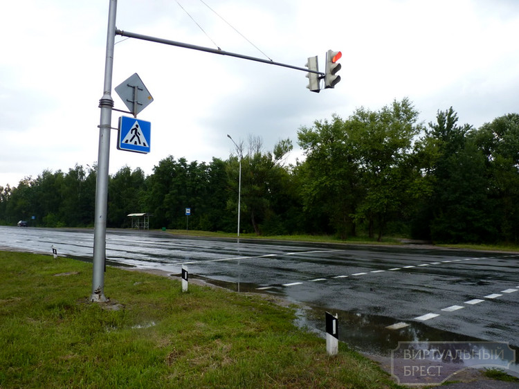 Перекрёсток Плоска-Граевка не оборудован светофорами для пешеходов