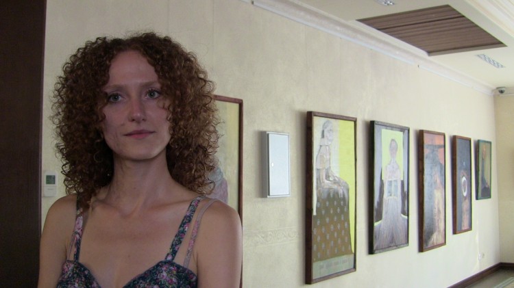 Открылась выставка живописи Марии Редько «Лилии и болото»
