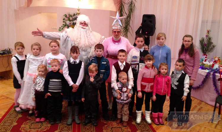 "Братья Христиане" устроили праздник для детей из Мотыкальского сельсовета