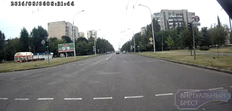 Закрыт пешеходный переход на Партизанском проспекте