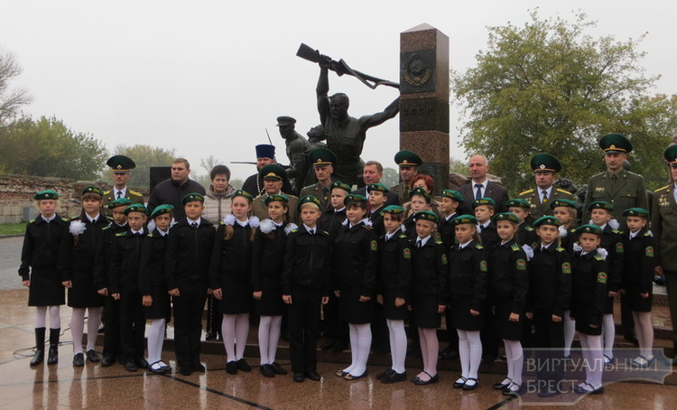 Посвящение в кадеты учащихся пограничного кадетского класса ГУО «СШ №31 г. Бреста»