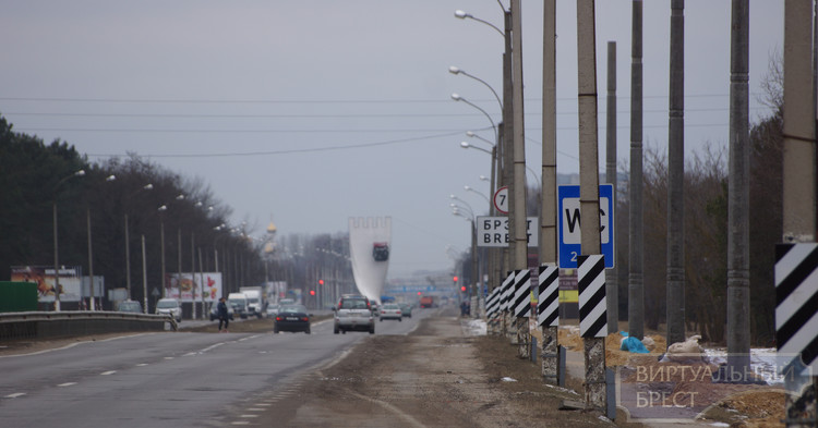 На въезде в Брест со стороны Минска идёт реконструкция