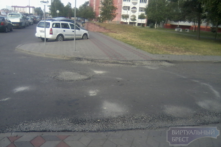 Улицу Ленинградскую в Бресте оптимизировали для велосипедистов