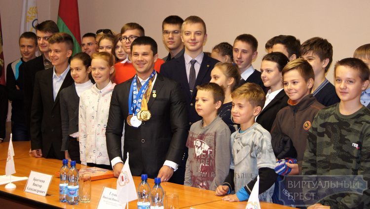 Брестчанин Виктор Братченя стал десятикратным чемпионом мира
