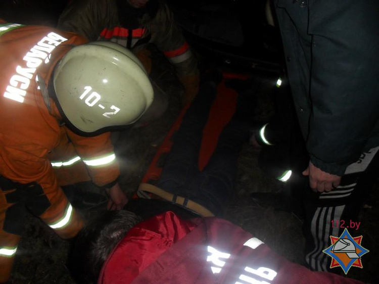 В Каменецком районе спасатели деблокировали водителя «Ауди»
