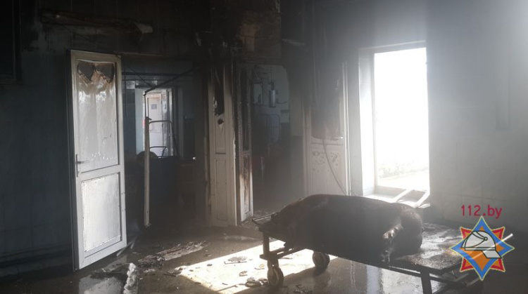Рабочий пострадал при пожаре в цехе в Столине