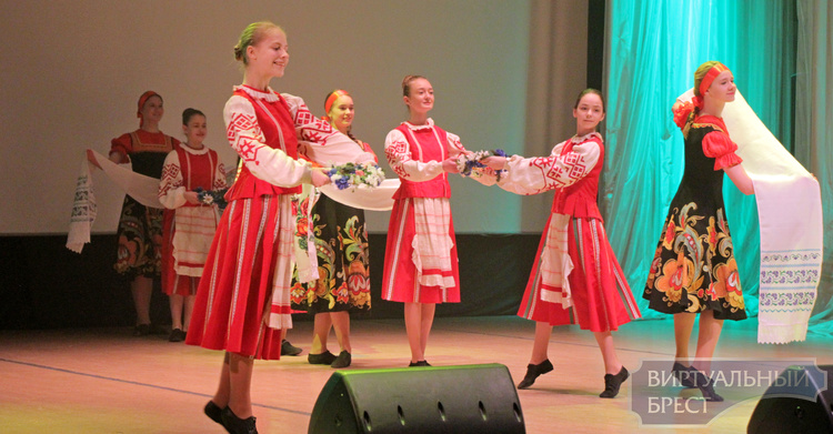 II смотр-конкурс детских и молодежных танцевальных коллективов «Берестейская радуга» прошел в Ленинском районе
