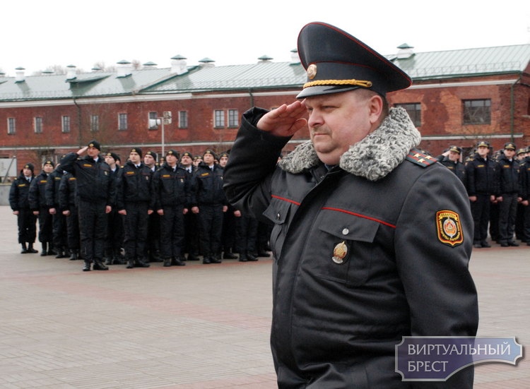 В Бресте состоялся торжественный митинг, посвященный 100-летию милиции Беларуси