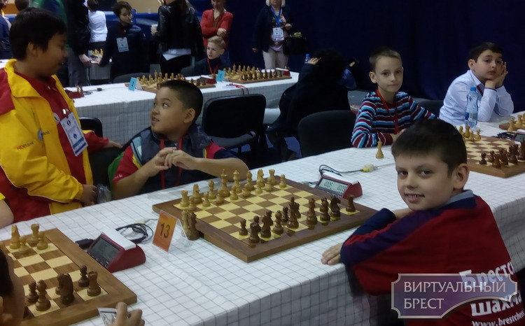 Брестчане приняли участие в чемпионате мира по быстрым шахматам и блицу среди детей
