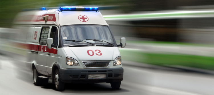 В Брестском районе автобус из-за отказа тормозов наехал на бытовку: три человека в больнице