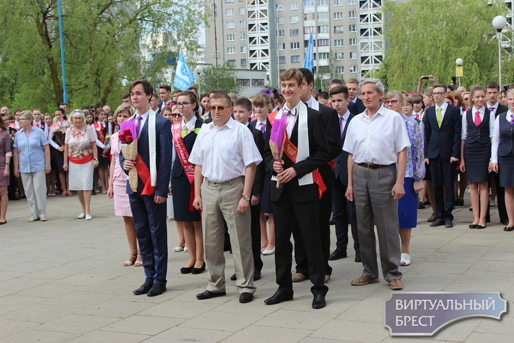 Белорусские лицеисты в числе лучших на международной олимпиаде по физике