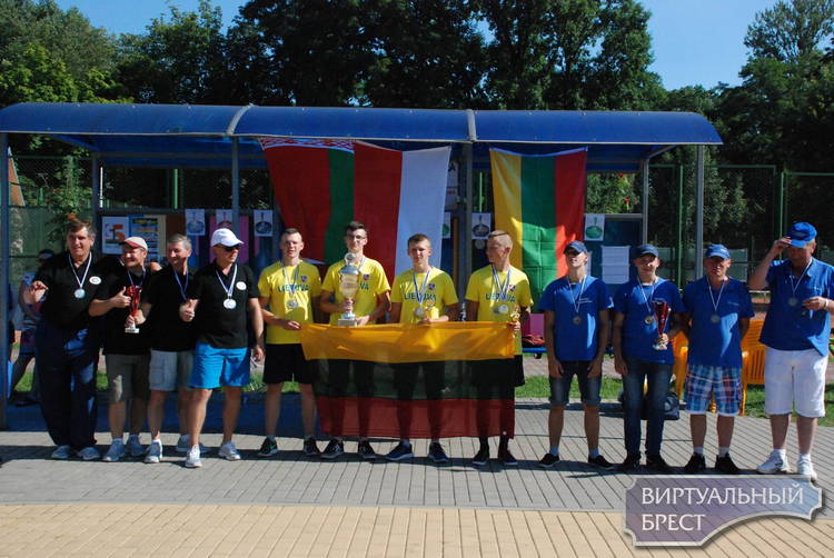 Белоруски выиграли Кубок Восточной Европы по айсштоку на турнире в Бресте