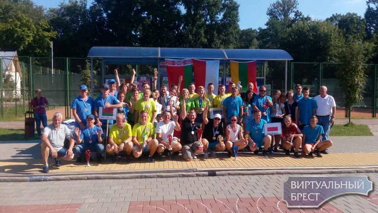 Белоруски выиграли Кубок Восточной Европы по айсштоку на турнире в Бресте
