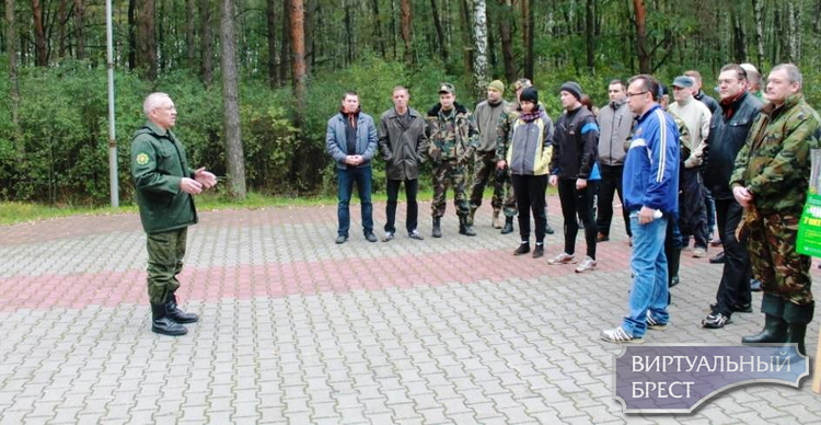 Совет лидеров молодежи Ленинского района принял участие в республиканской акции по уборке леса