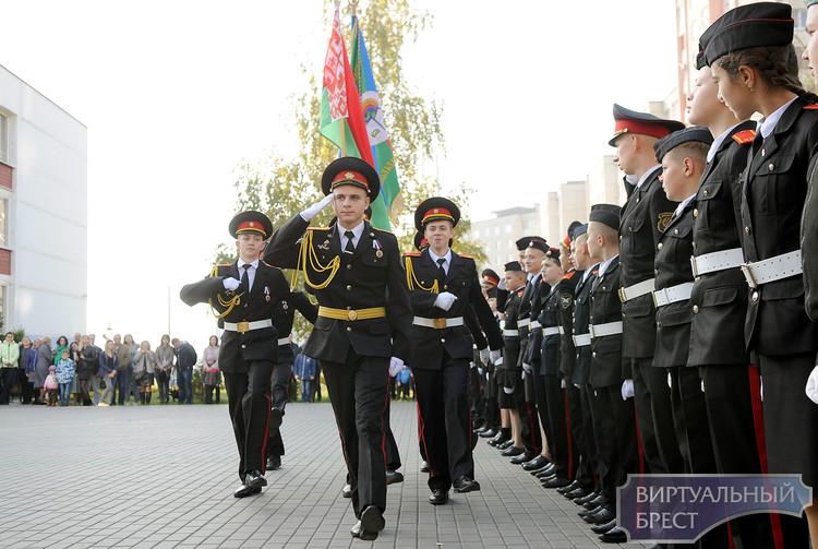 В СШ №35 состоялось традиционное мероприятие, посвящённое принятию Клятвы кадет