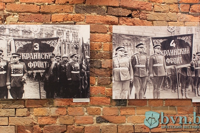 В Брестской крепости работает выставка об Украине во Второй мировой войне