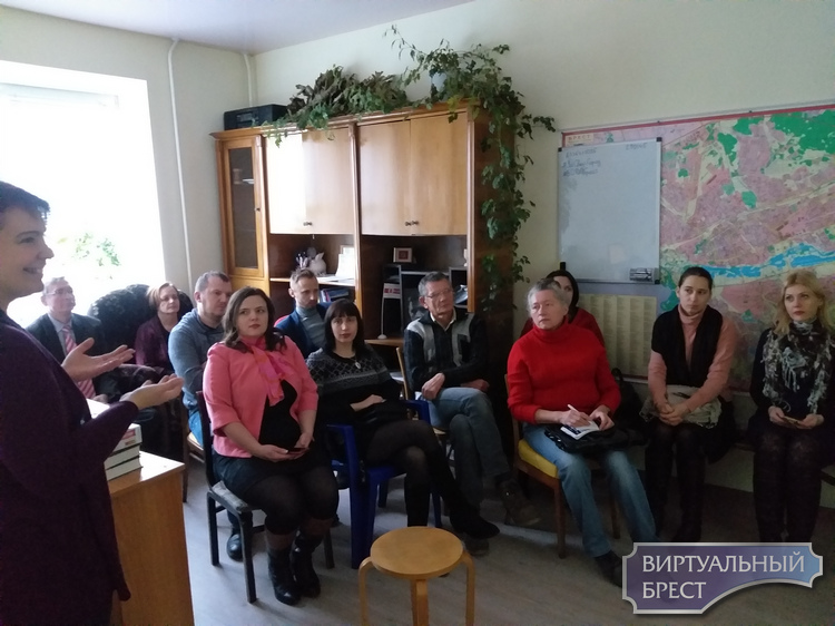 Накануне дня прав человека активисты и сторонники социал-демократии в Брестской области провели семинар о правах женщин и мужчин