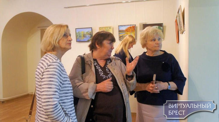 Выставка художников Института Третьего Возраста «Мои родные, милые края» открылась в Бресте